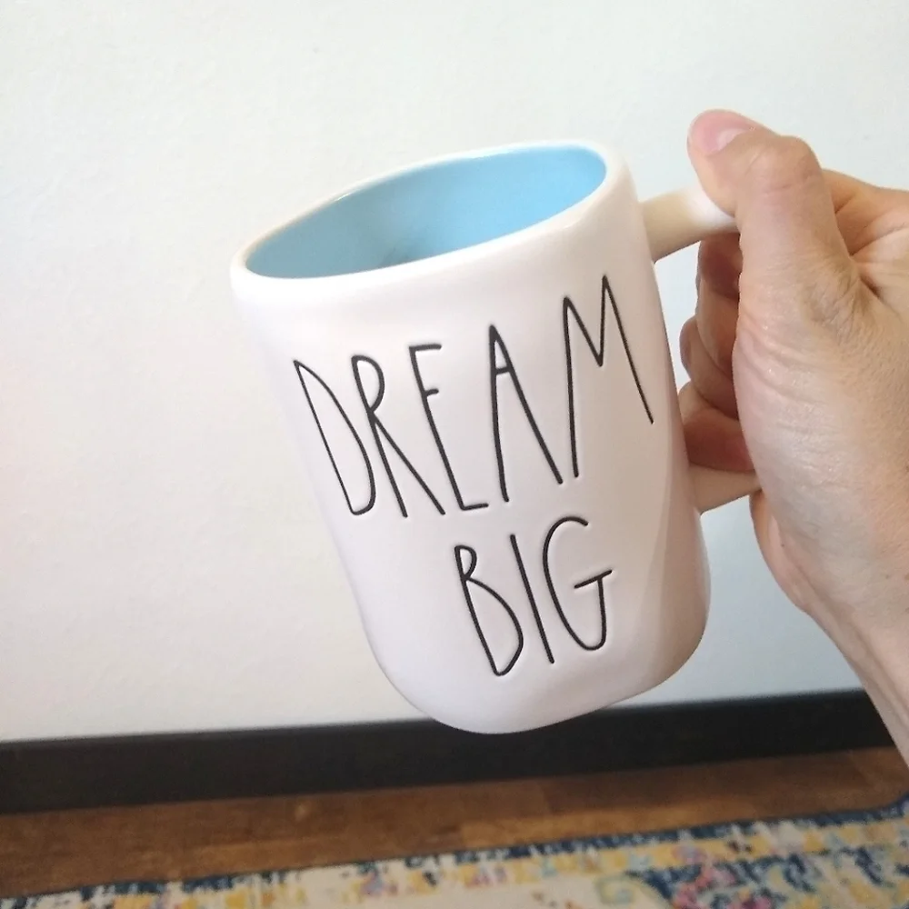 SALE 🛍️ RAE DUNN DREAM BIG Ceramic mug